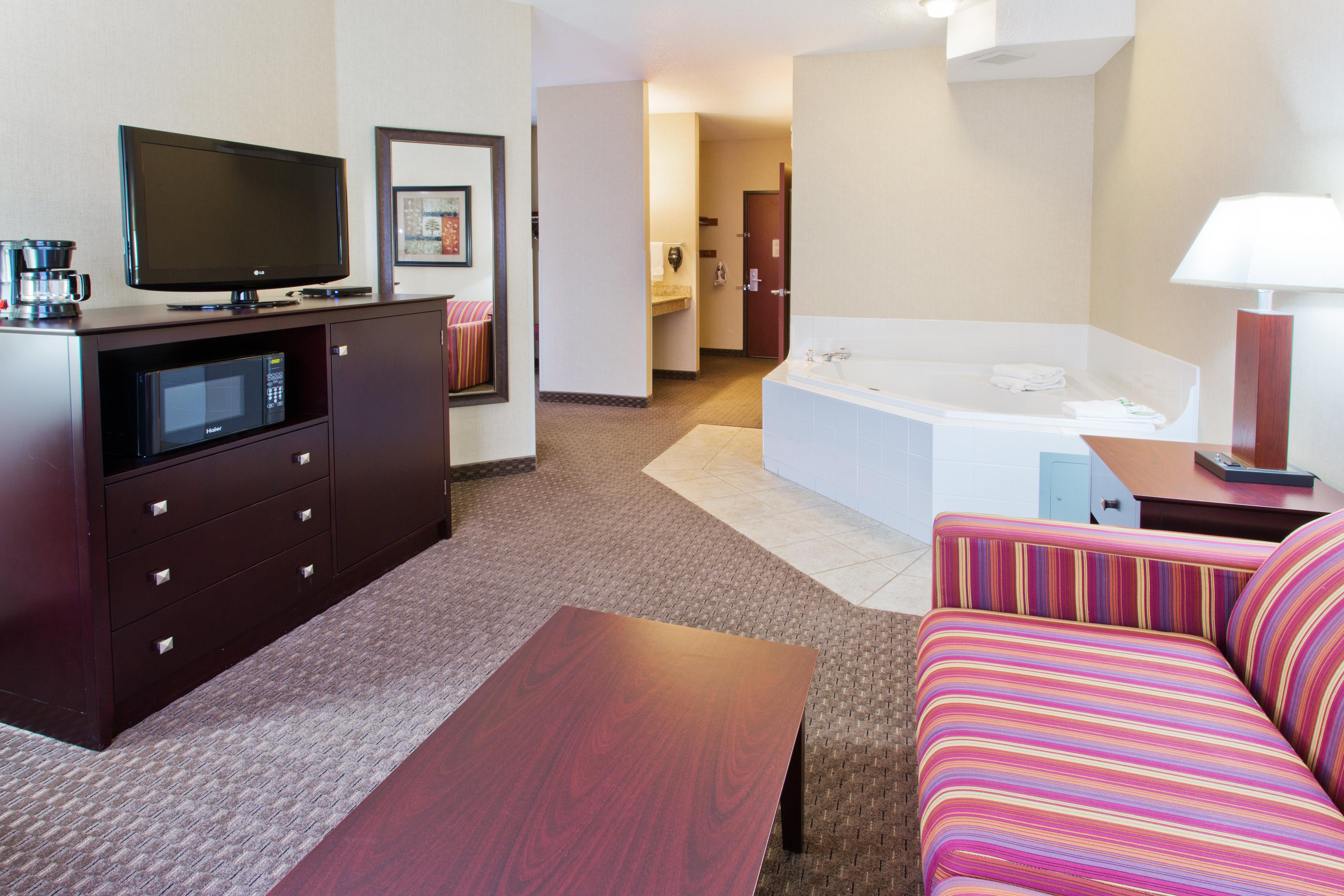Holiday Inn Express Hotel & Suites Portland - Jantzen Beach By Ihg Екстериор снимка